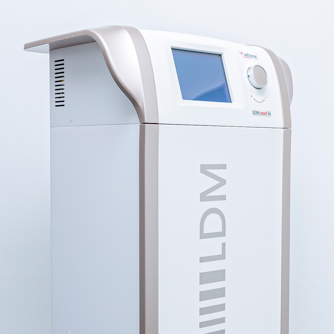 A triple-frequency Smart LDM device that delivers three frequencies from a single head