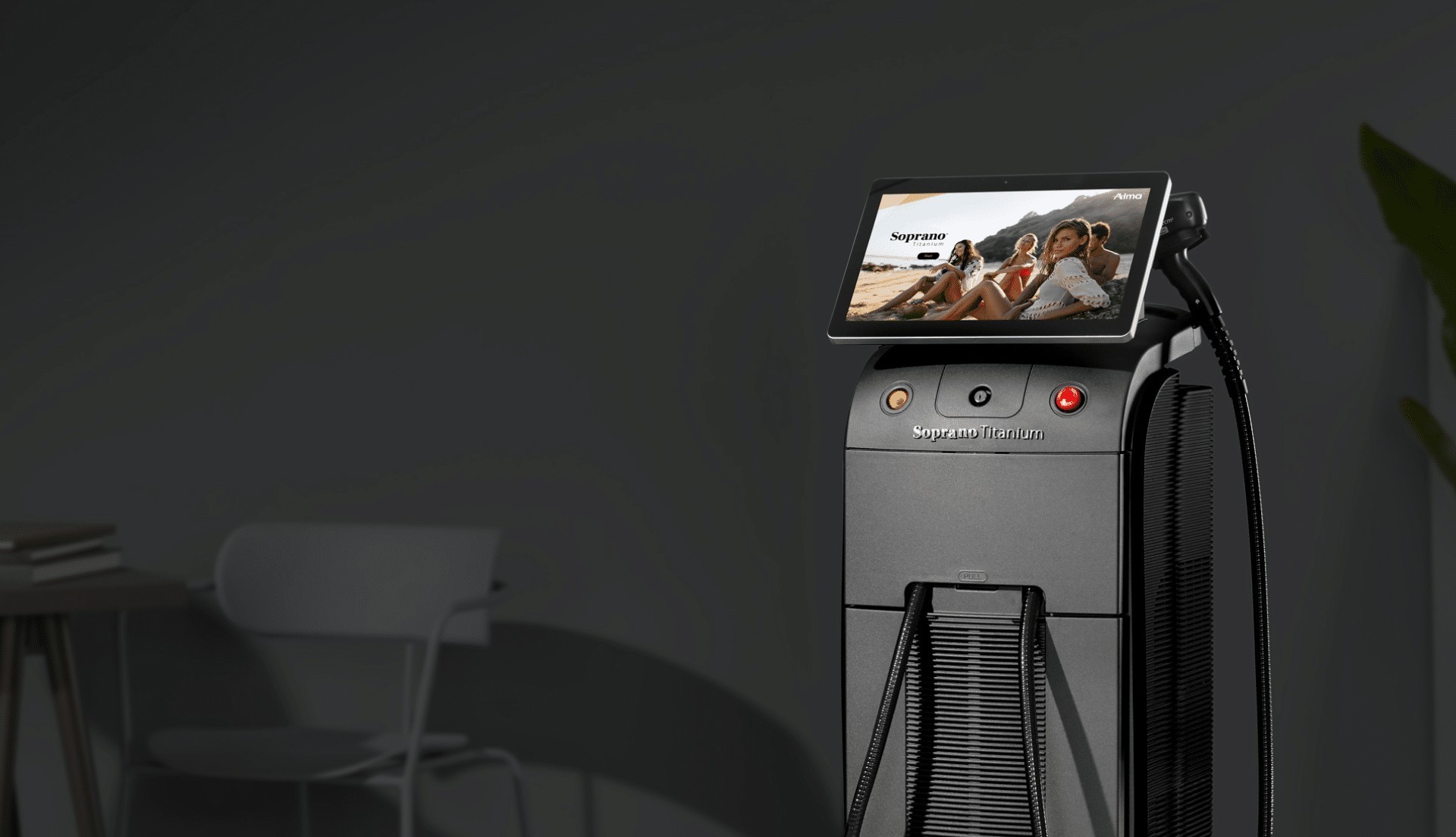チタニウムリフティングに使われるダイオードレーザー機器の外観
